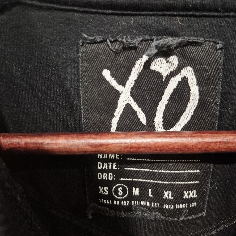 The Weeknd XO’TWOD Official 2015 Bravado Black Crewneck Sweater  Size S - Picture 2 of 8